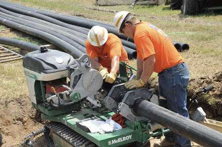 Roughnecks preparing well site.Photo courtesy of CONSOL Energy Inc.